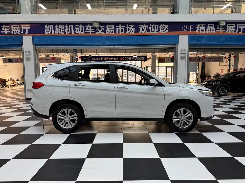 Haval M6 — фото 3
