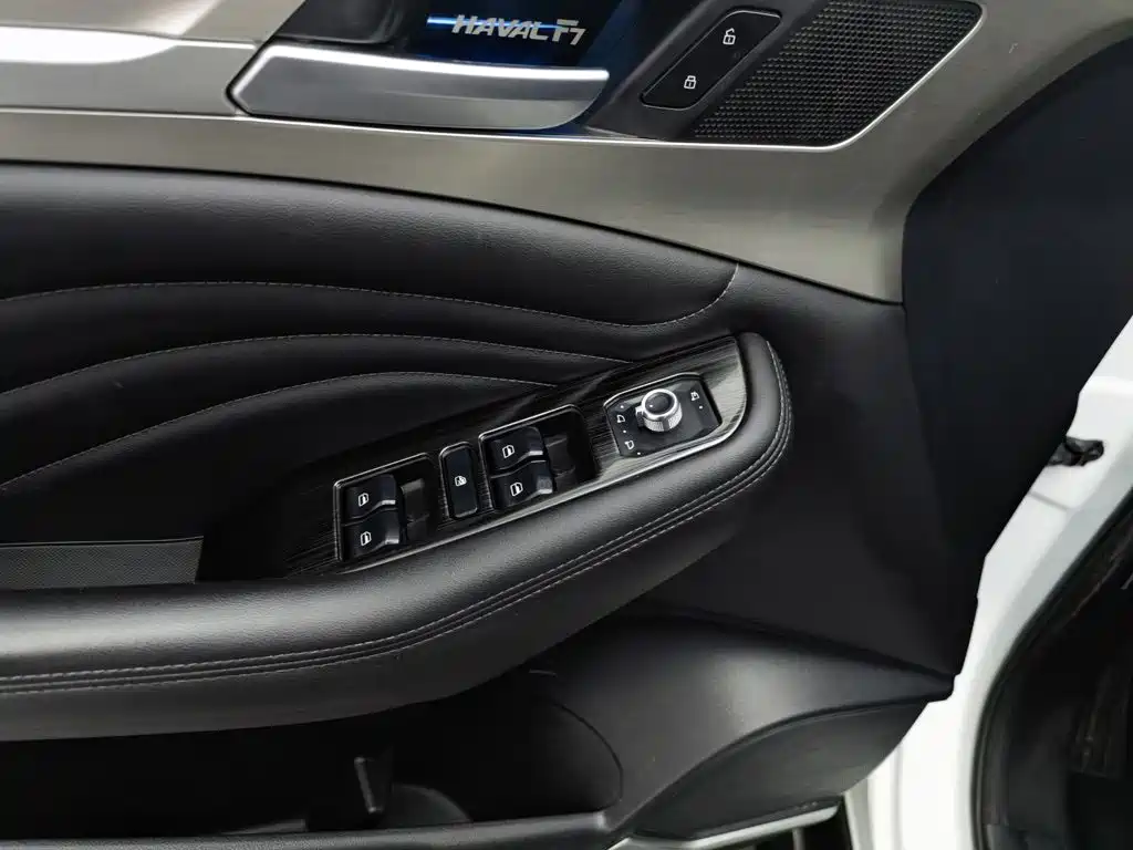 Haval F7 — фото 9
