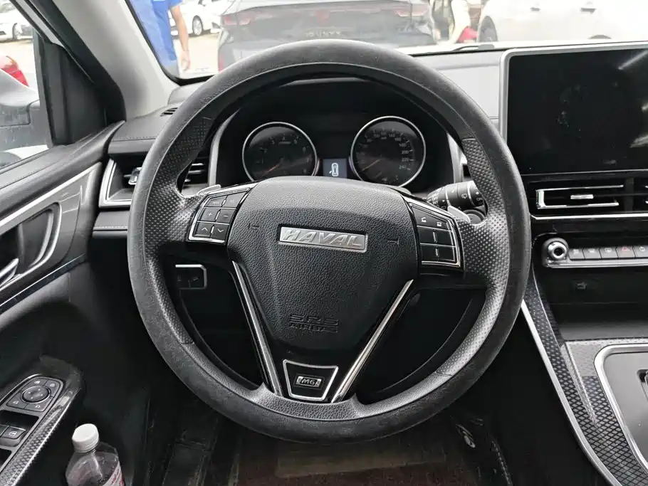 Haval M6 — фото 15