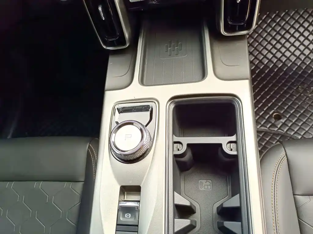 Haval Big Dog — фото 11