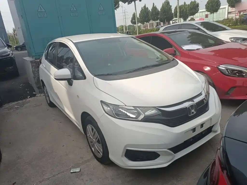 Honda Fit — фото 4