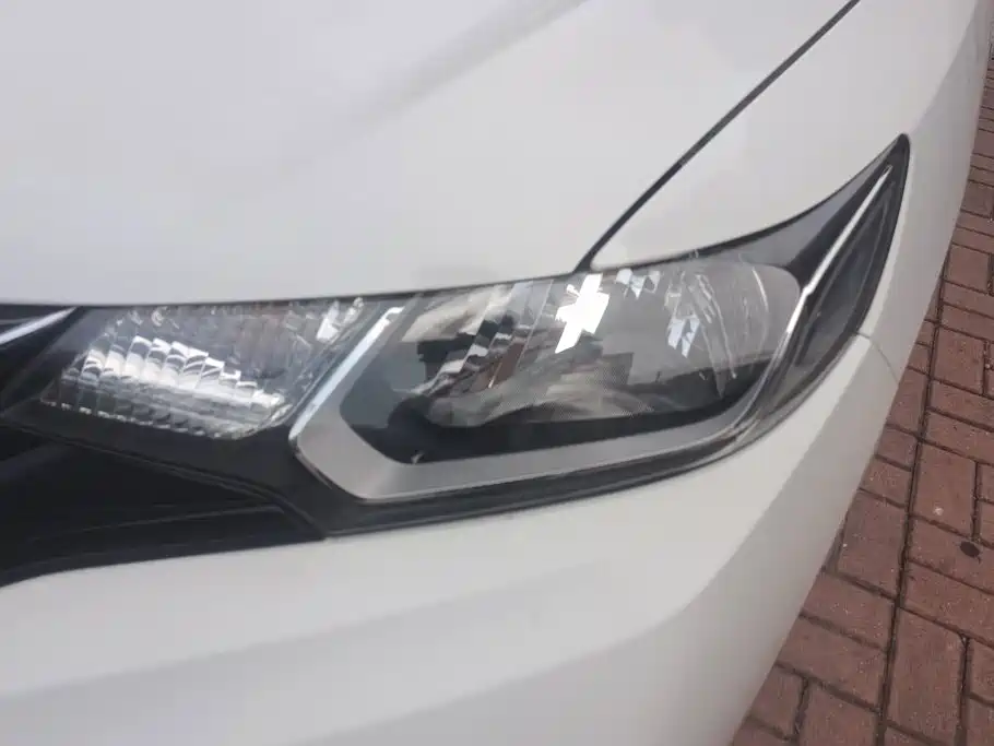 Honda Fit — фото 4