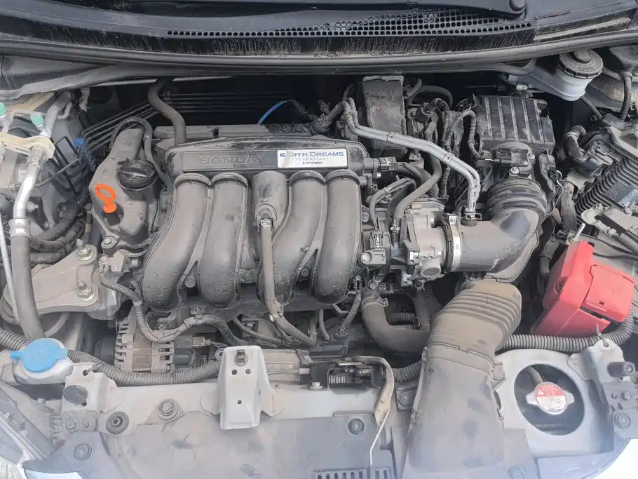 Honda Fit — фото 9