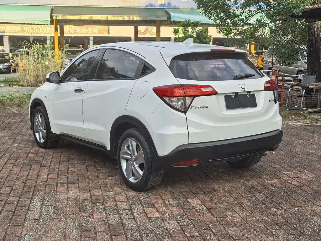 Honda Vezel — фото 4