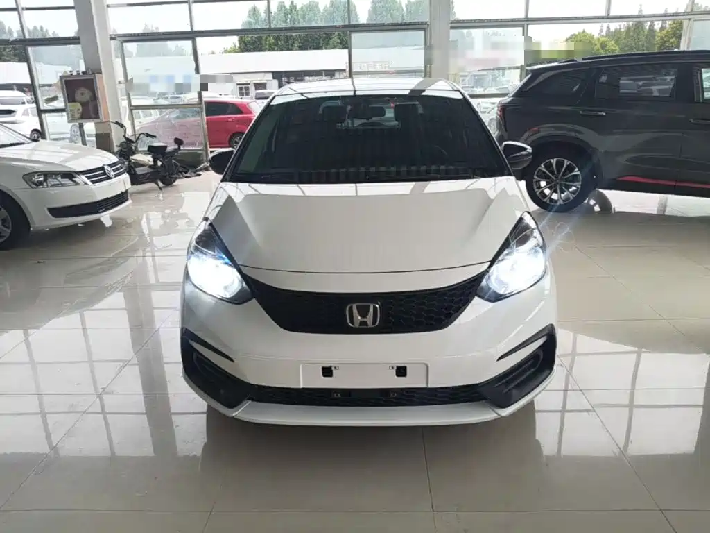 Honda Fit — фото 3