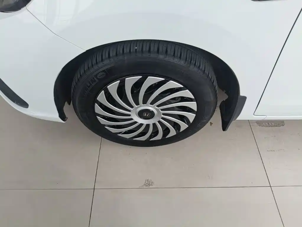 Honda Fit — фото 23