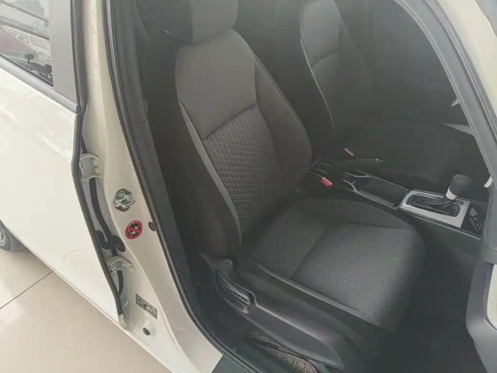 Honda Fit — фото 25
