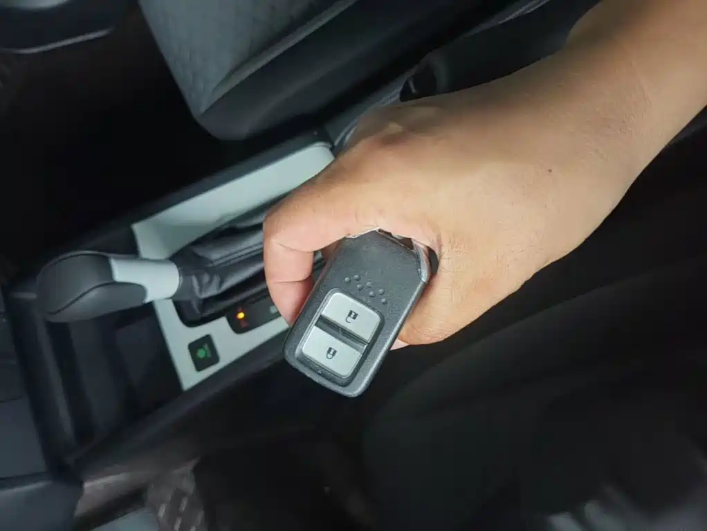 Honda Fit — фото 9