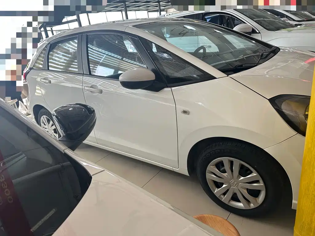 Honda Fit — фото 3