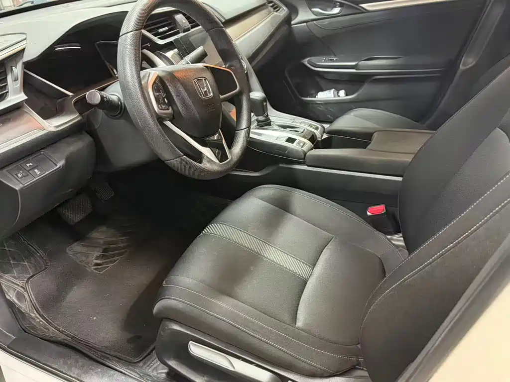Honda Civic — фото 4