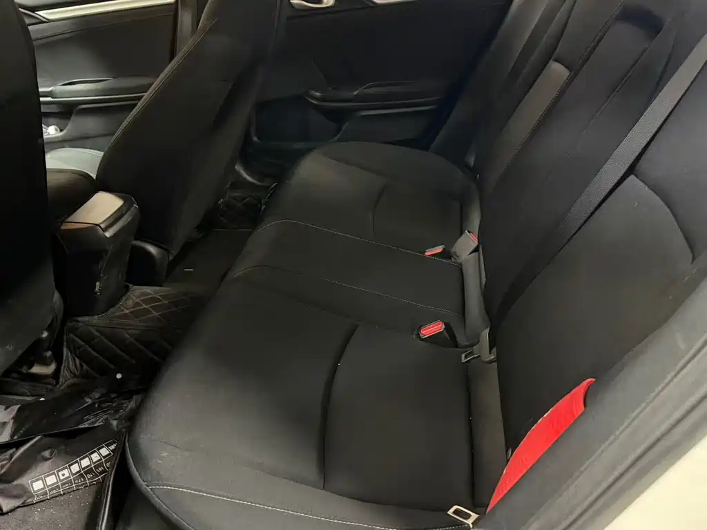 Honda Civic — фото 5