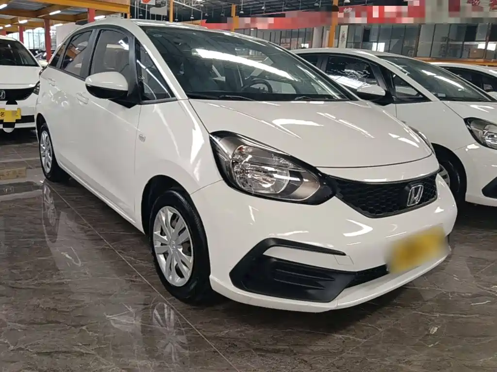 Honda Fit — фото 4
