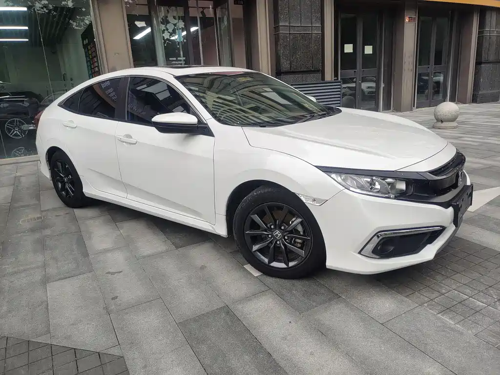Honda Civic — фото 3