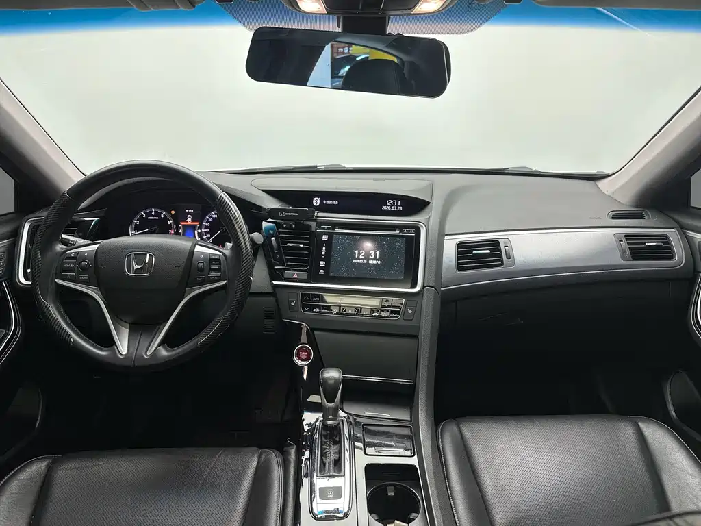 Honda Spirior — фото 8