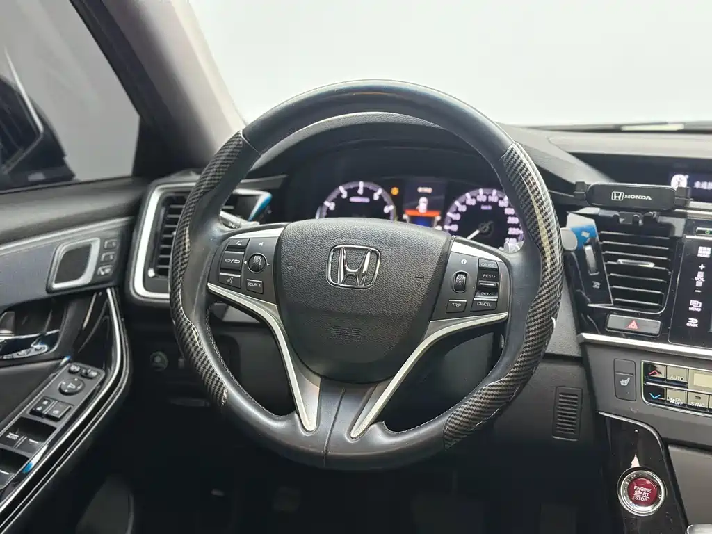Honda Spirior — фото 10