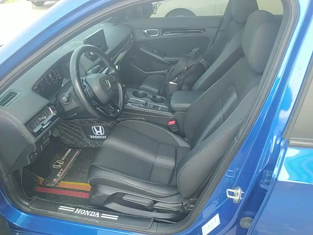 Honda Civic — фото 15
