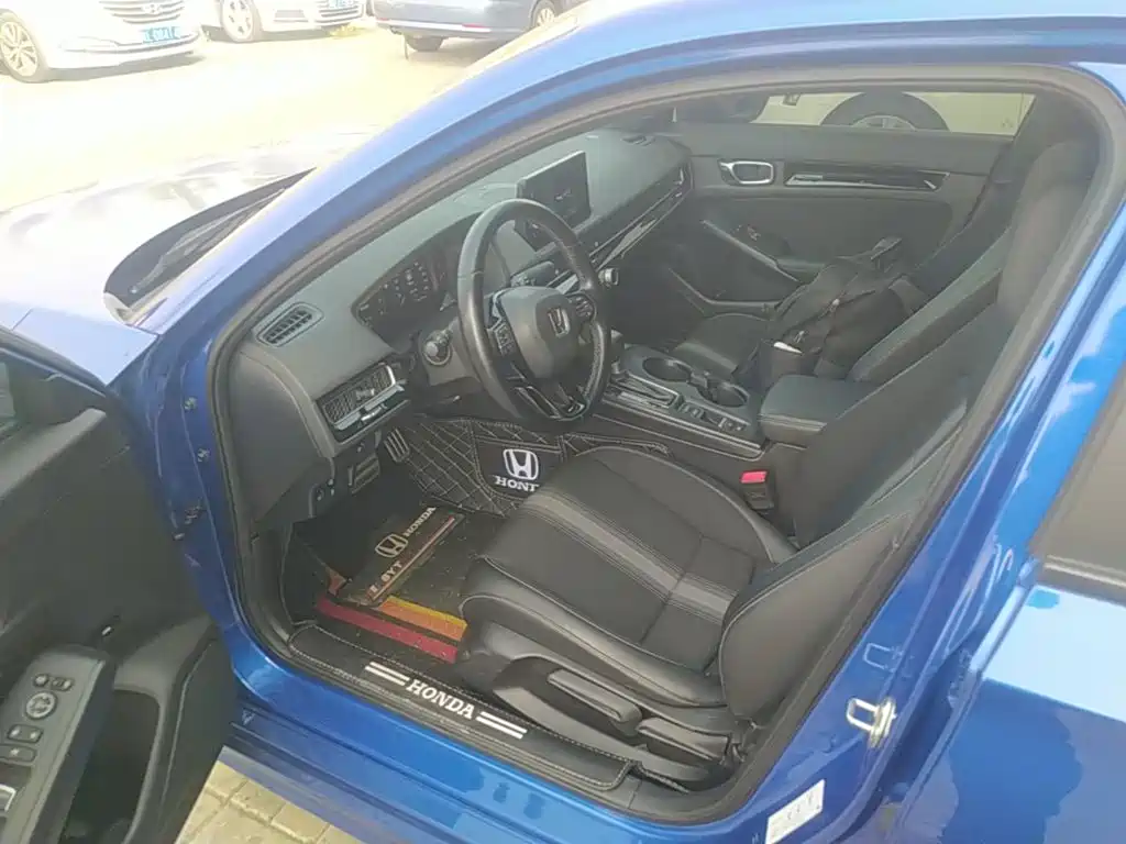 Honda Civic — фото 16