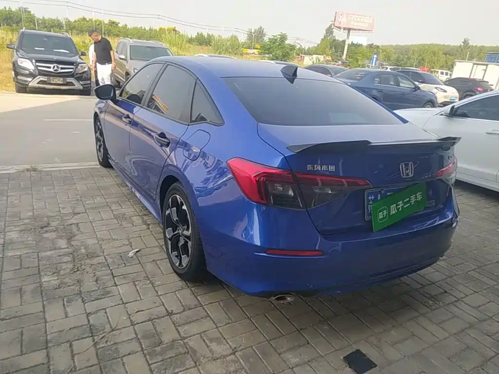 Honda Civic — фото 5
