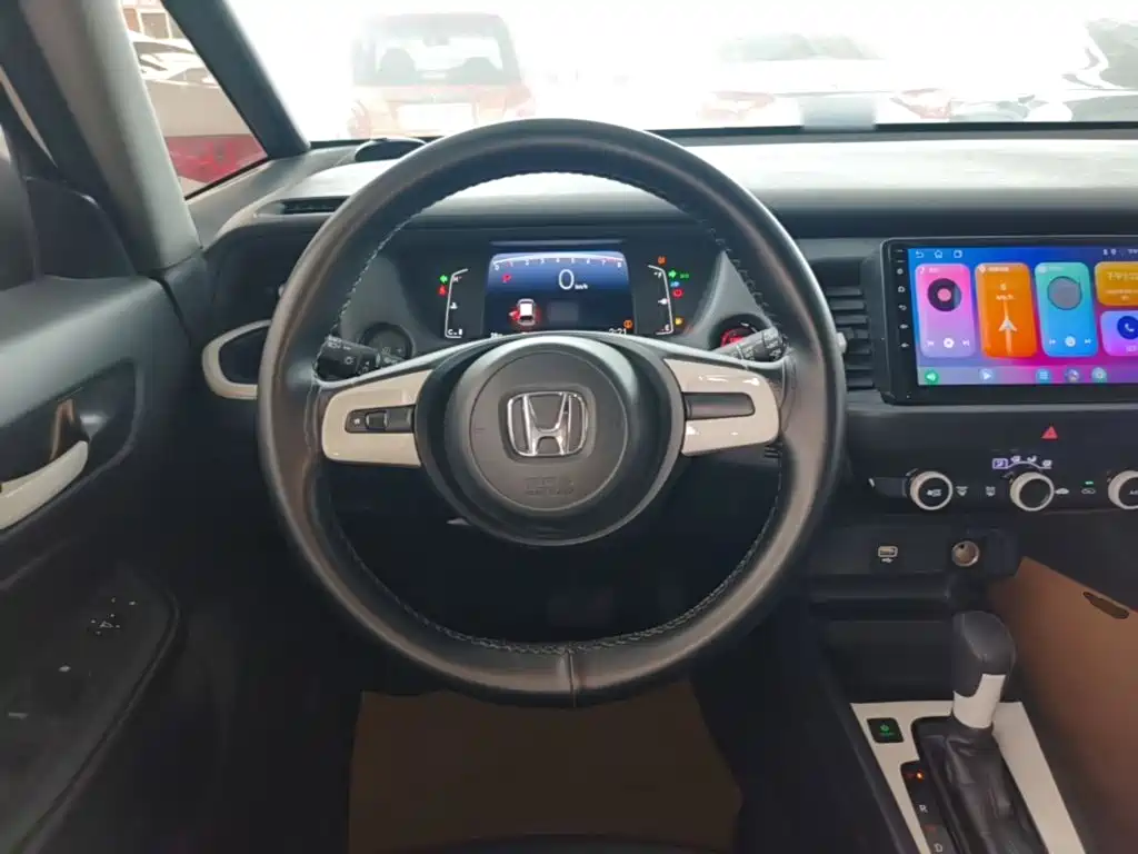 Honda Fit — фото 7