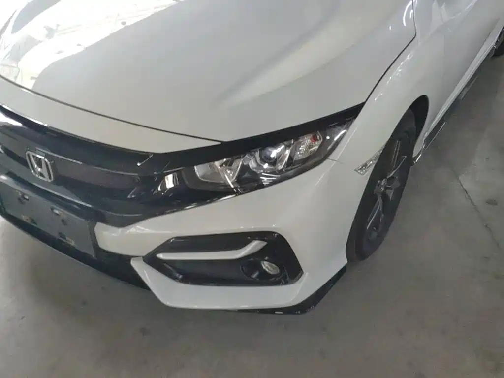 Honda Civic — фото 15