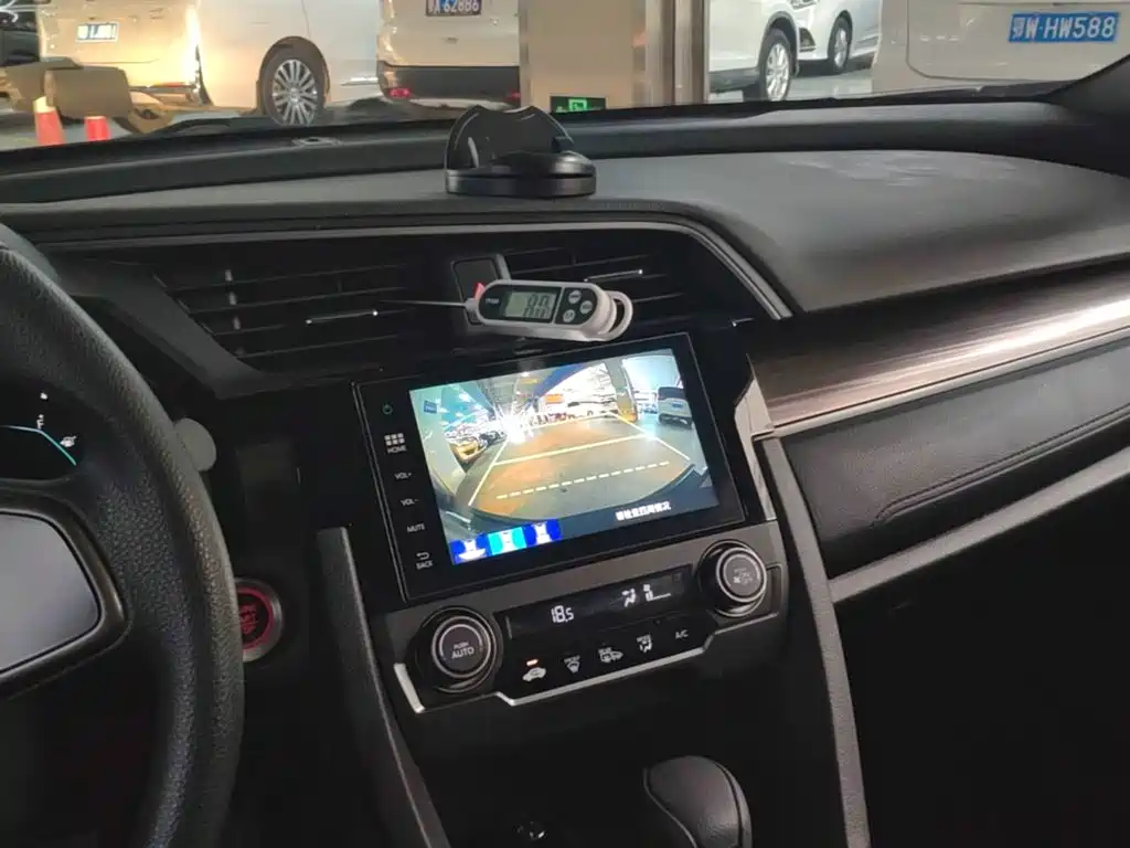 Honda Civic — фото 6