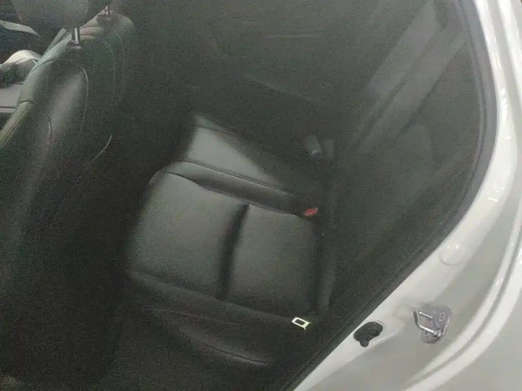 Honda Civic — фото 10