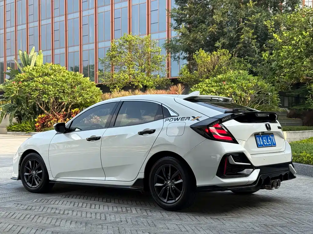 Honda Civic — фото 5
