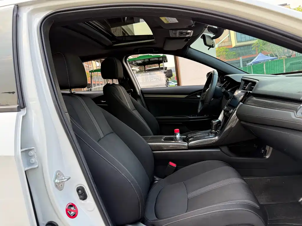 Honda Civic — фото 9