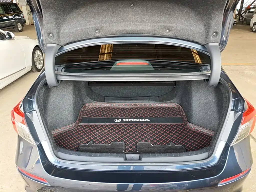 Honda Civic — фото 19