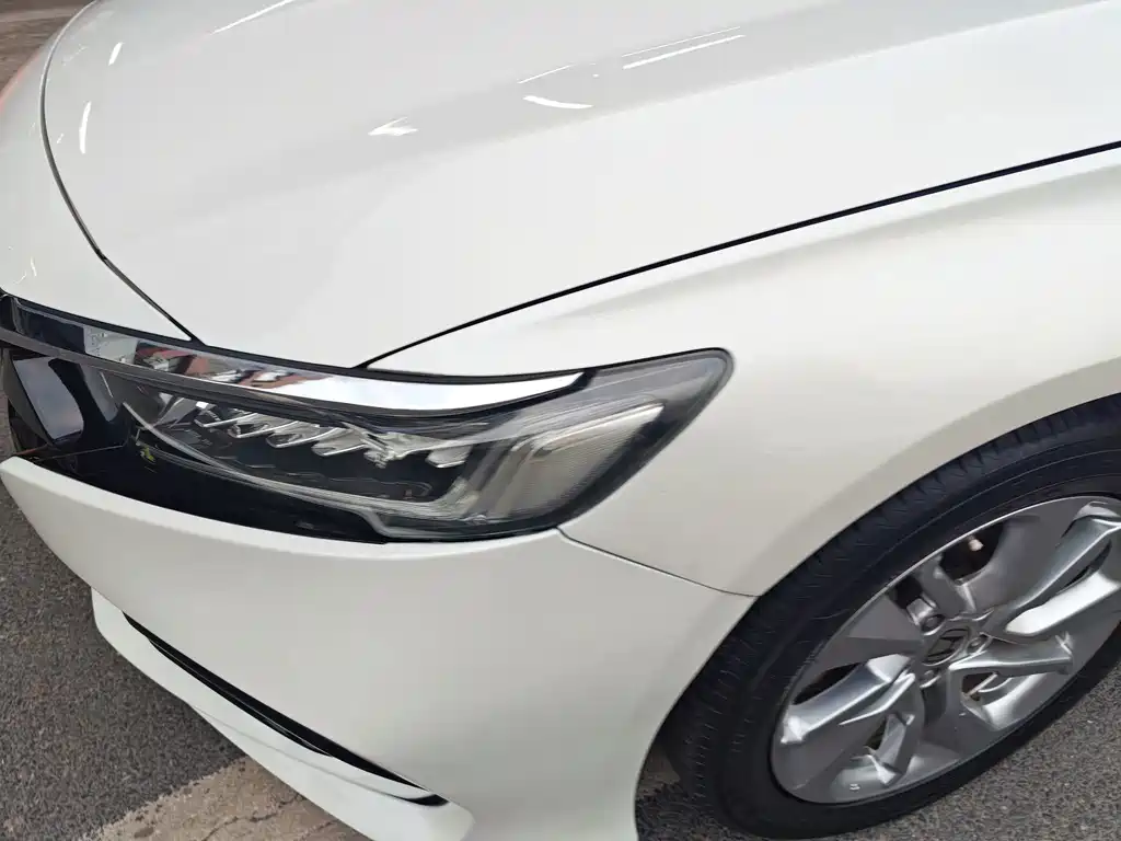 Honda Accord — фото 14
