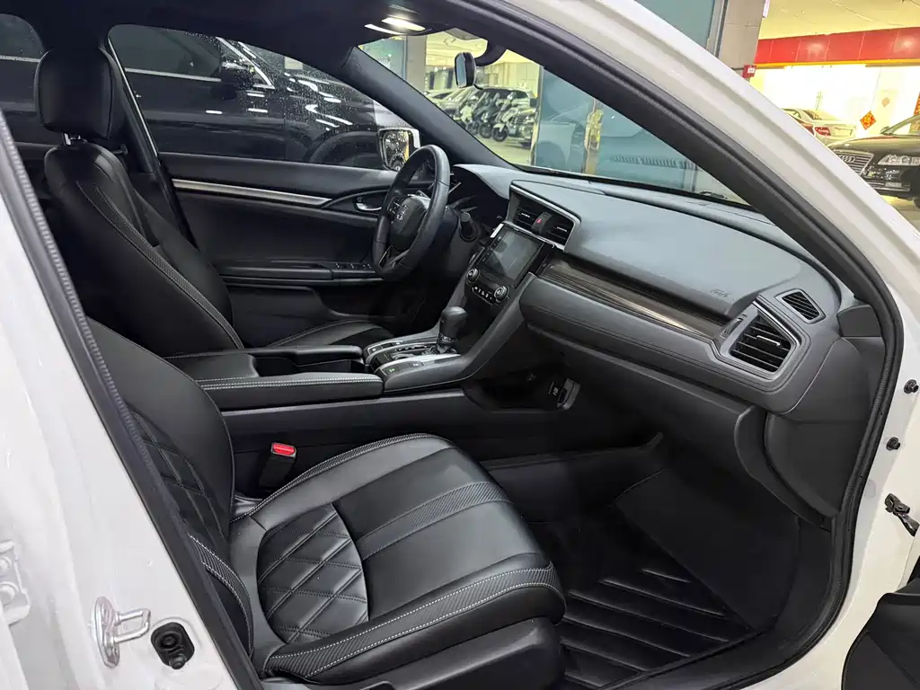 Honda Civic — фото 3