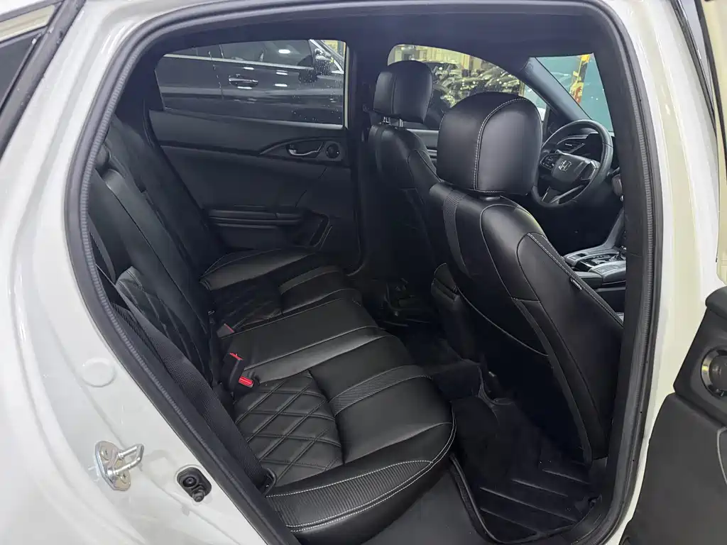 Honda Civic — фото 4