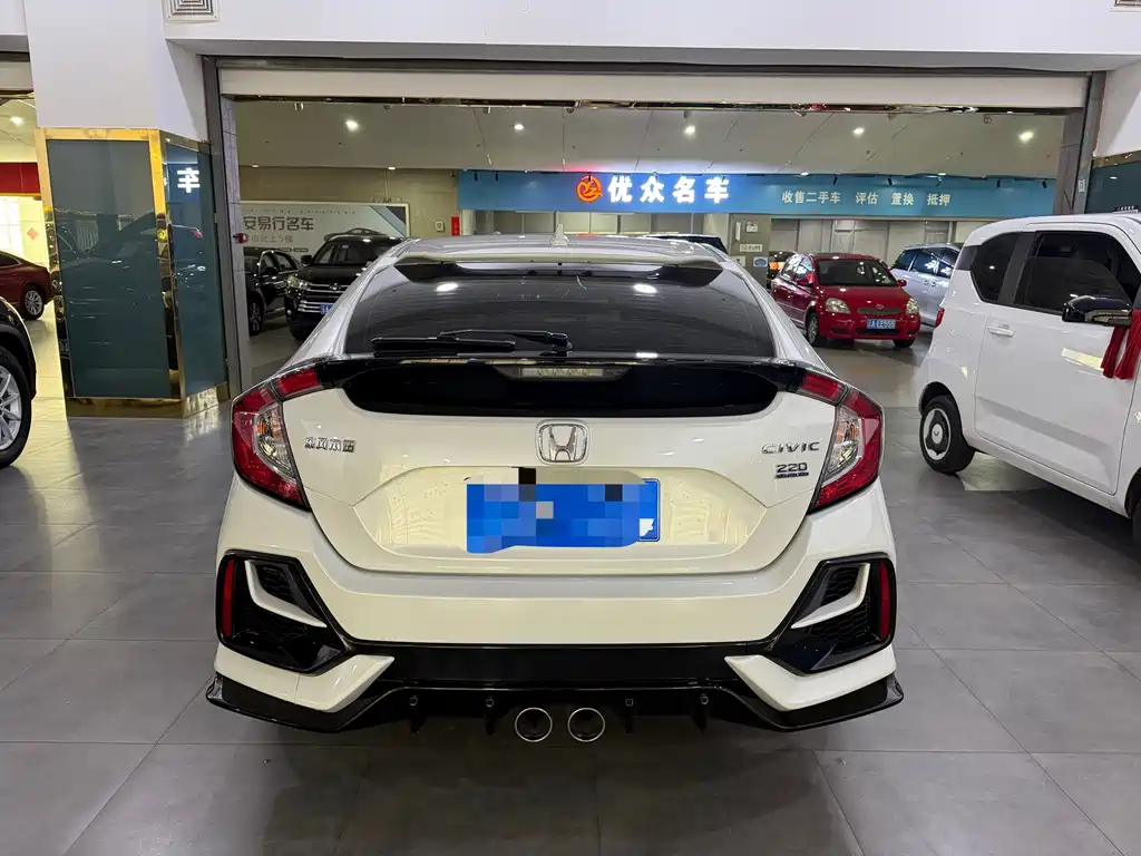 Honda Civic — фото 8