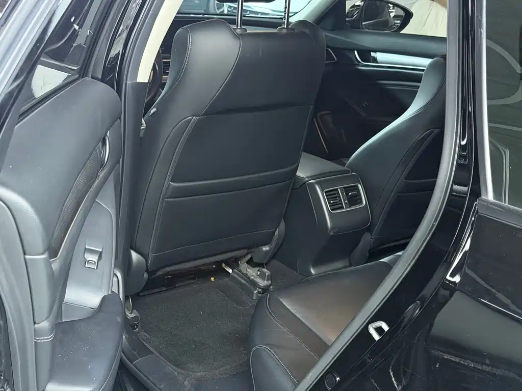Honda Accord — фото 4