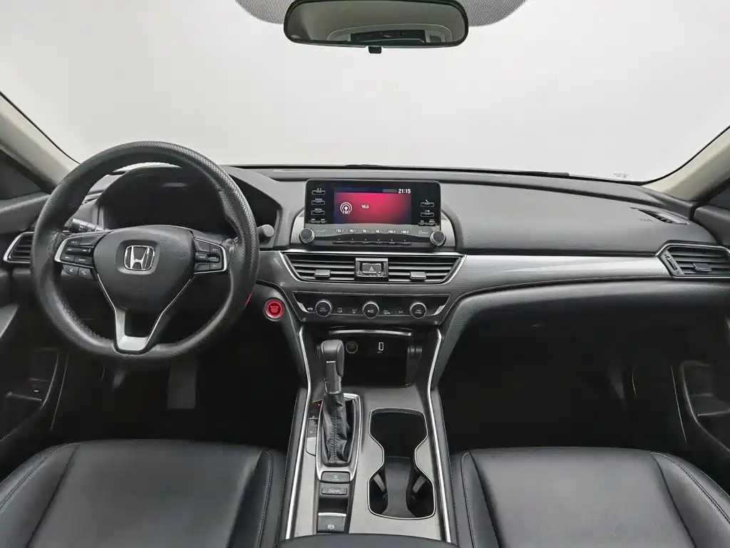 Honda Accord — фото 5