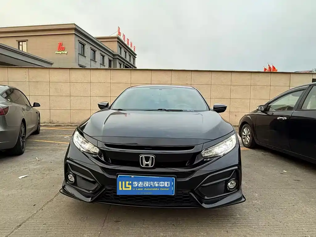 Honda Civic — фото 3