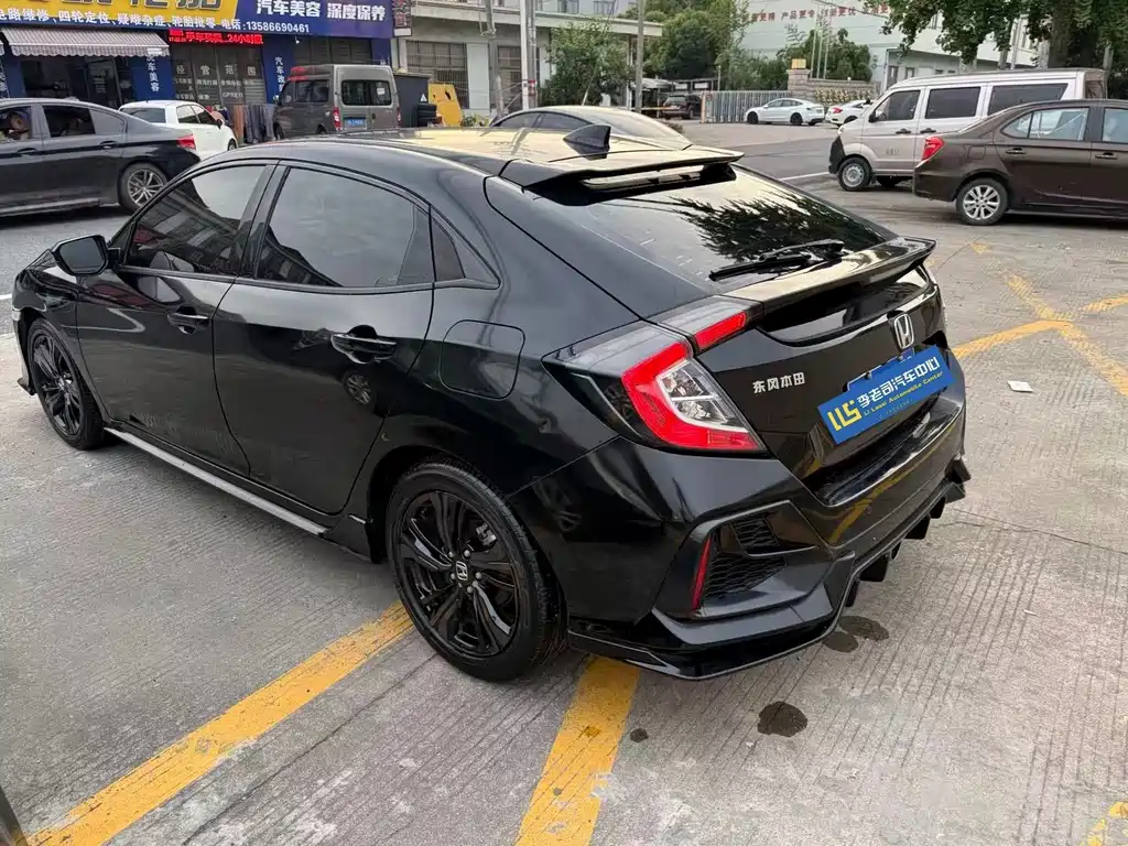 Honda Civic — фото 4