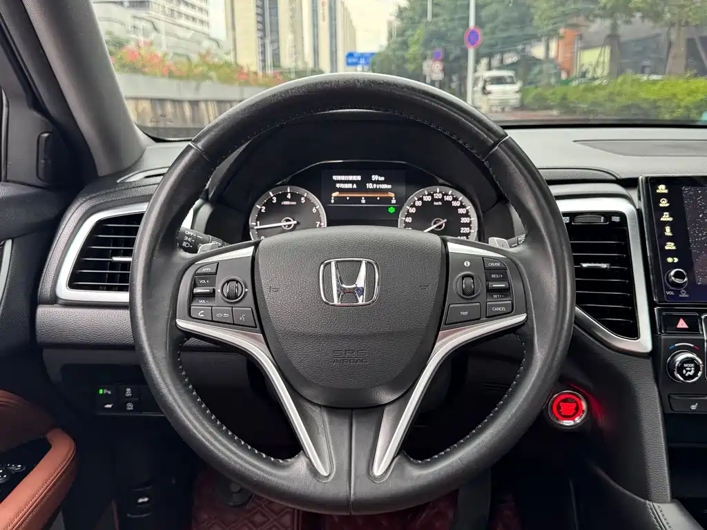 Honda UR-V — фото 14