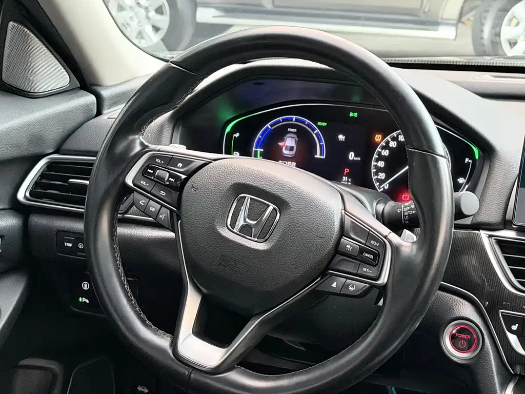 Honda Accord — фото 4