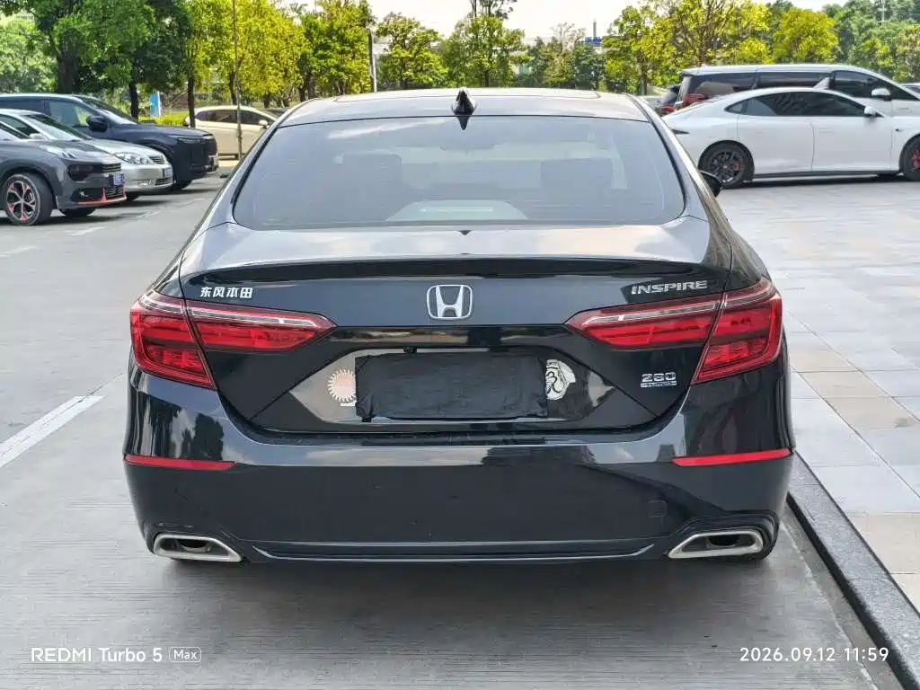 Honda Inspire — фото 8
