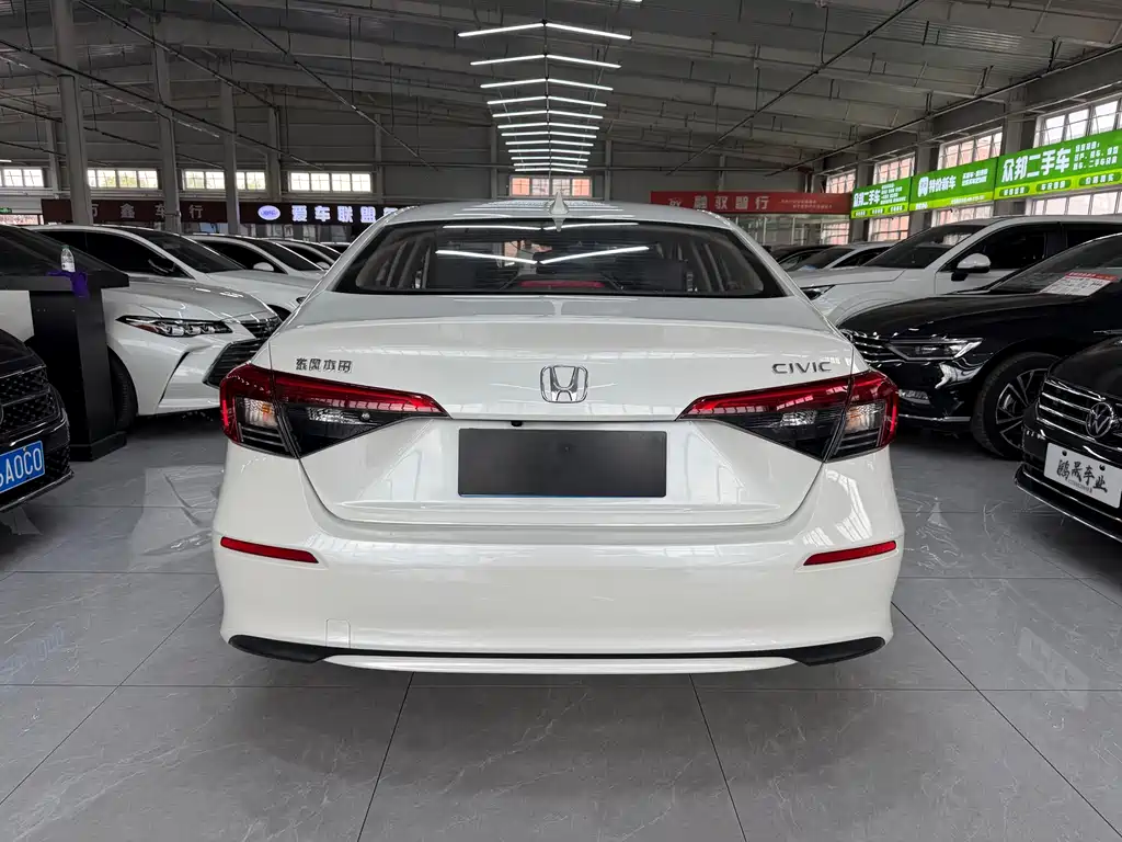 Honda Civic — фото 5