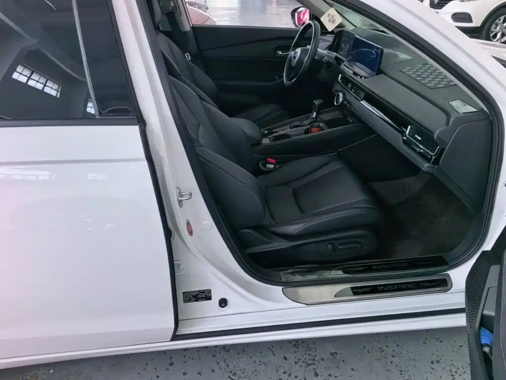 Honda Inspire — фото 20