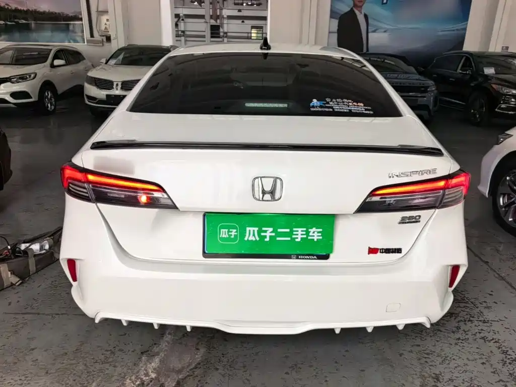 Honda Inspire — фото 4
