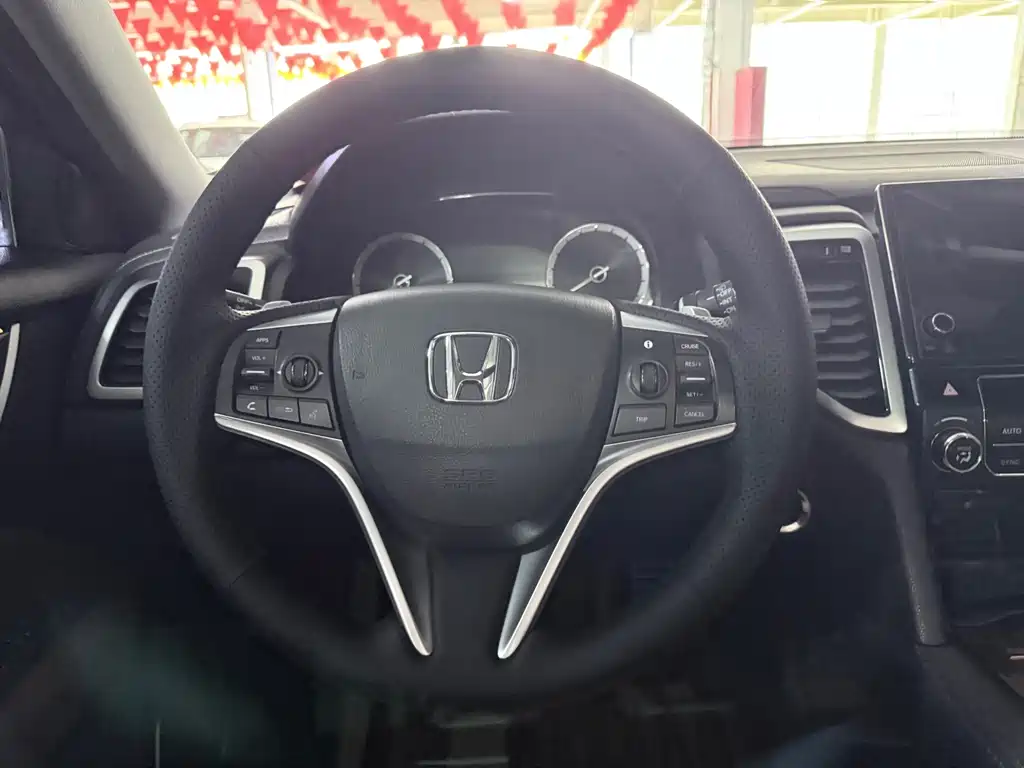 Honda UR-V — фото 13