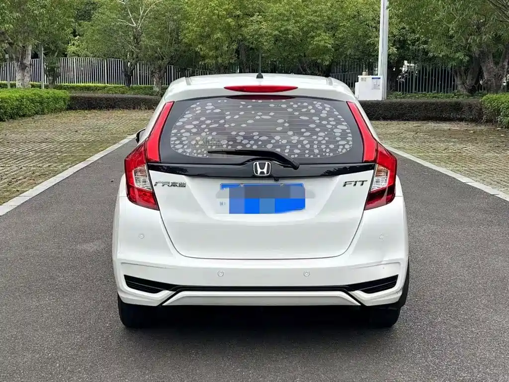 Honda Fit — фото 3