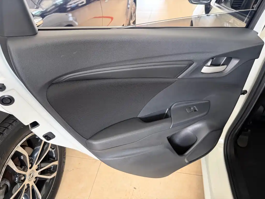 Honda Fit — фото 18