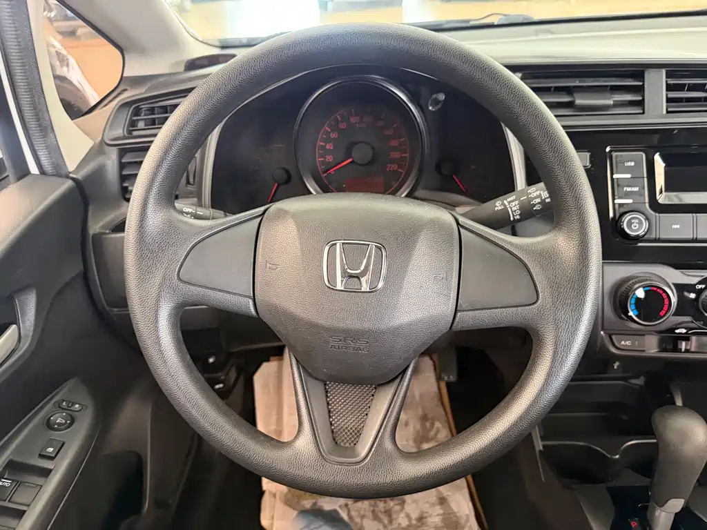 Honda Fit — фото 23