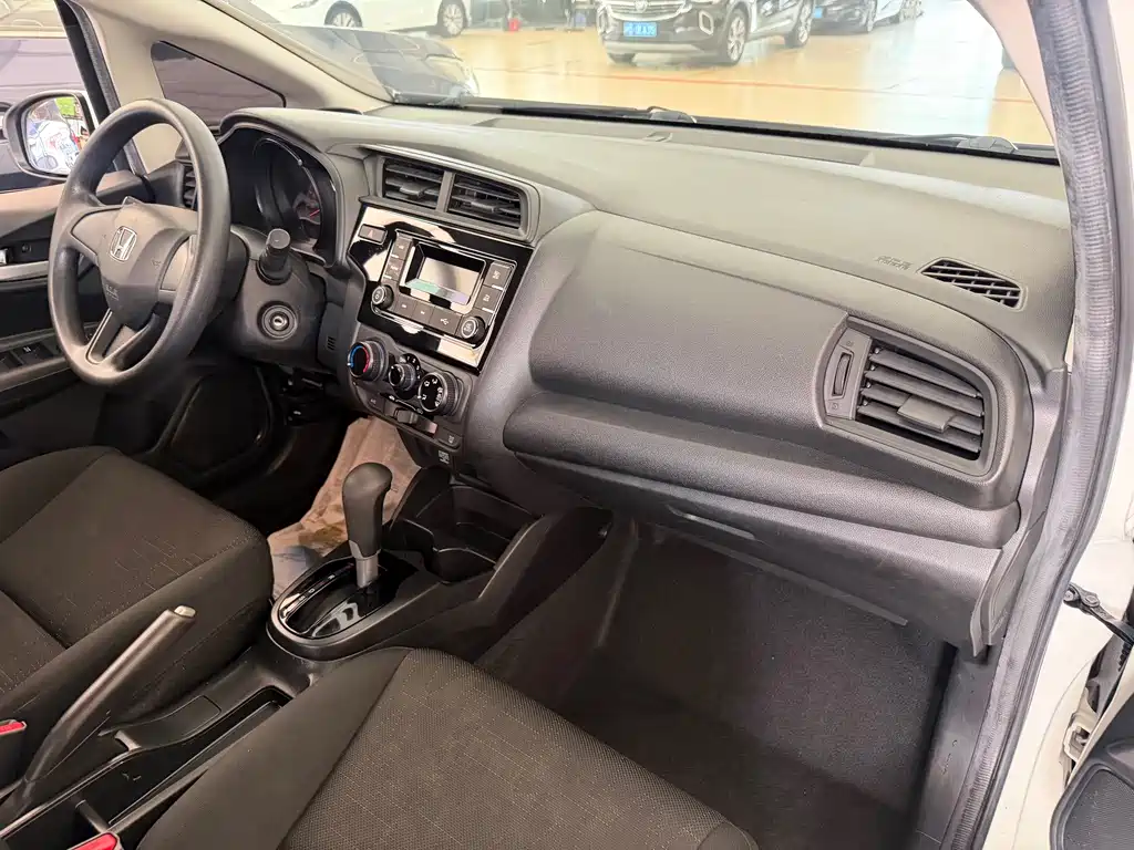 Honda Fit — фото 26