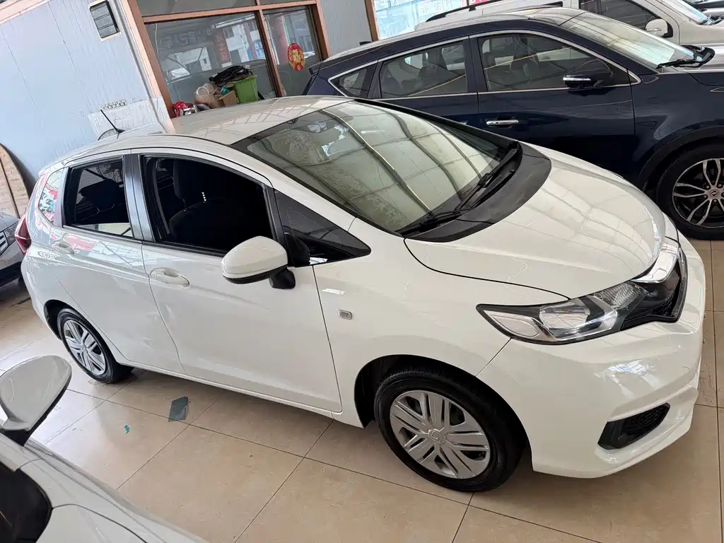 Honda Fit — фото 6
