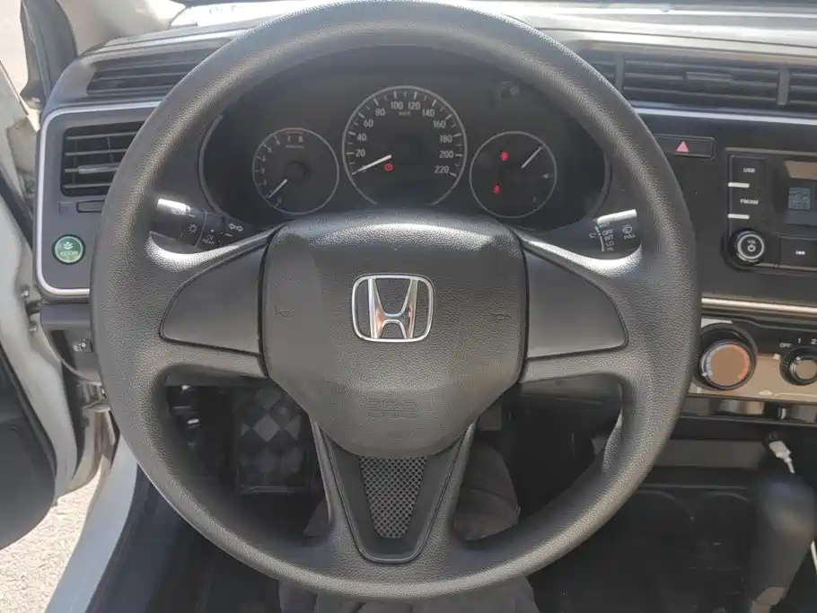 Honda City — фото 15